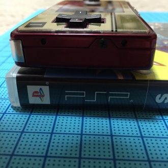 ミクロとPSPケース比較画像(横)