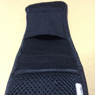 メッシュポーチミクロのフタ部分