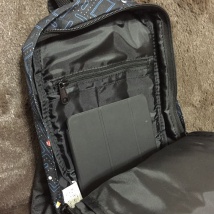 バッグ内部